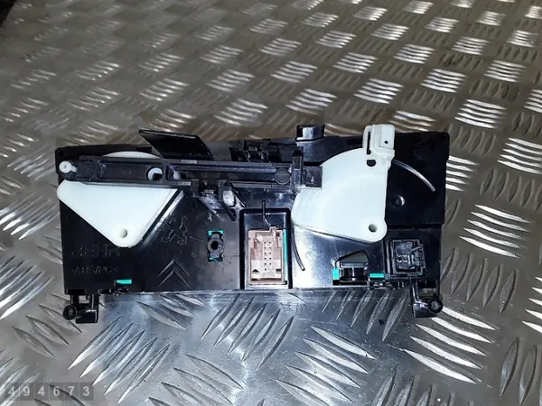 Peugeot 5008 AC-styrmodul OEM 400017003 image 3