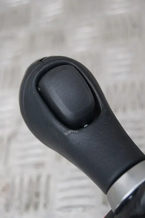 Infiniti QX70 FX50 Schaltknauf-Manschette OEM image 6