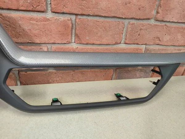 BMW OE 9627504 Console Rooster voor F44 image 4