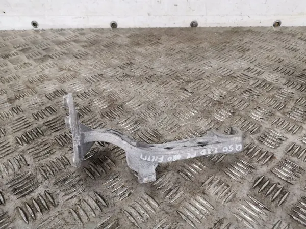 Infiniti Q50 luftfilterhusfäste OEM FBZ14031 image 2