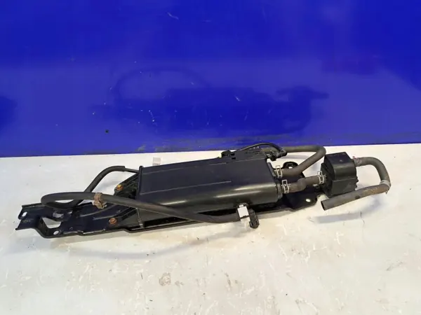 Filtro de combustible Lexus OEM 0218200855A - Usado image 2