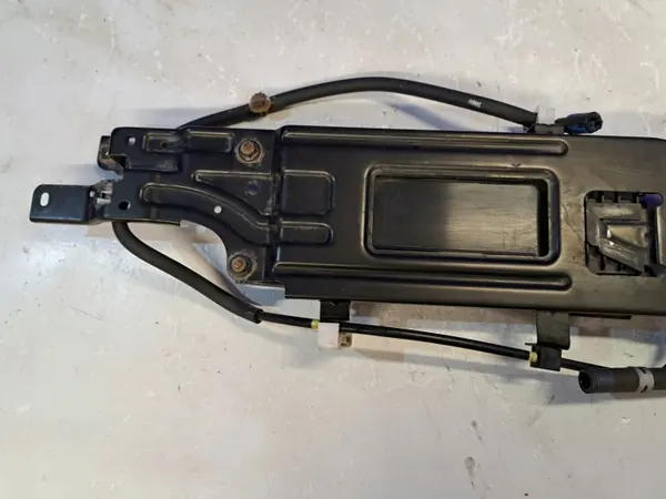 Filtro de combustible Lexus OEM 0218200855A - Usado image 6