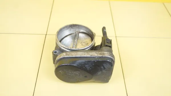 Drosselklappe BMW X5 E70 2008 4.8 355PS OEM image 4