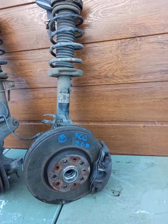 Snodo Ammortizzatore Anteriore VW Passat B6 B7 CC 3C image 2