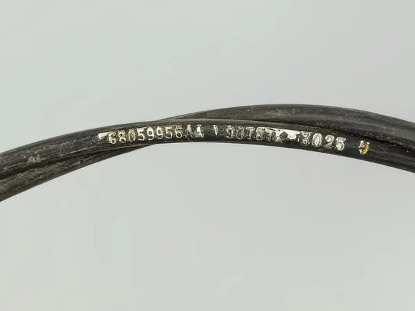 Linha de grade Dodge OE FOB33918 Usado image 4