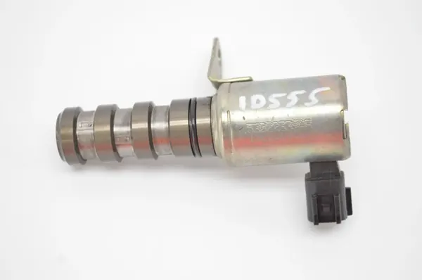 Öldruckventil OEM 53022338AB - Gebraucht image 2