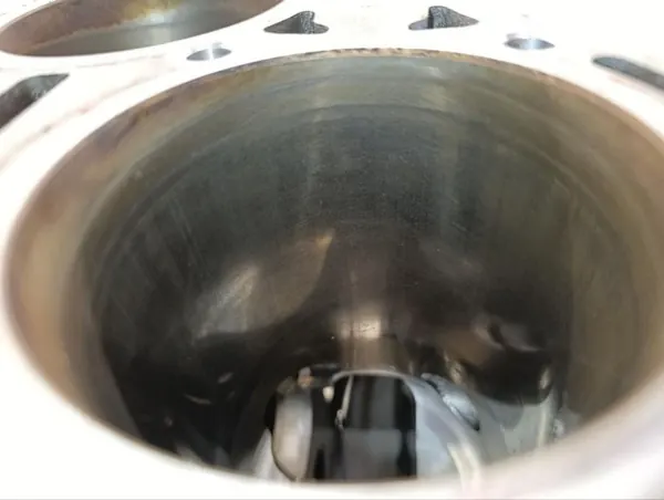 Bloc moteur OEM 07P103011AB pour Bentley Bentayga image 7
