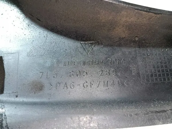 Porsche Cayenne moottoritilan osa OEM 7L5805285 image 7