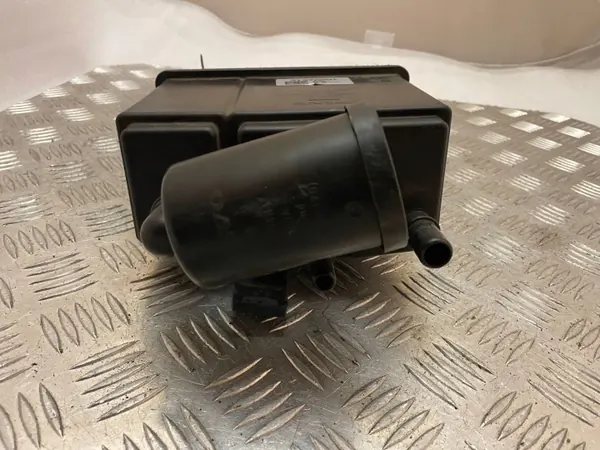 Filtro de carbón Volvo XC90 2020 OEM 31372291 image 5
