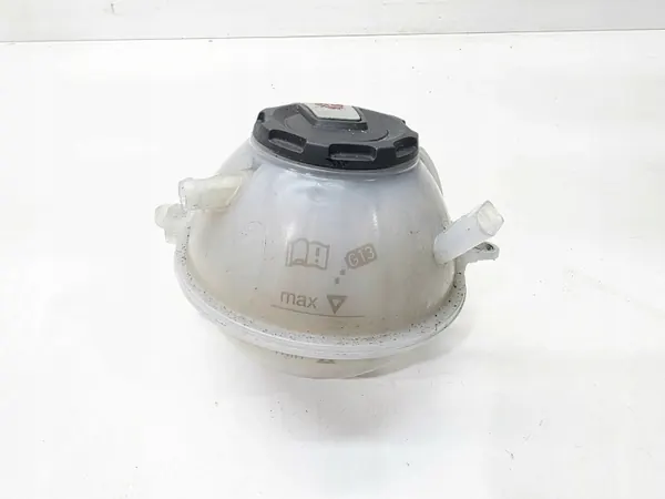 Audi Q5 Laajennussäiliö OEM 80A121405Q - Käytetty image 3