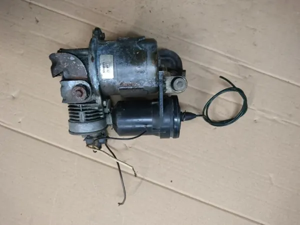 Kompressor OEM 5044881 7681 - Begagnad Opel OE del image 3