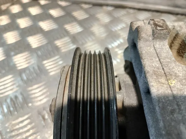 Compressore aria condizionata Magneti Marelli Fiat Punto II image 8