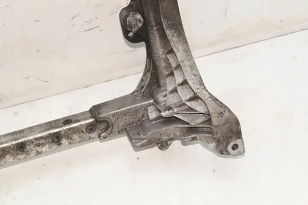 Maserati Ghibli 2017 Voorste subframe OEM 670001482 image 4