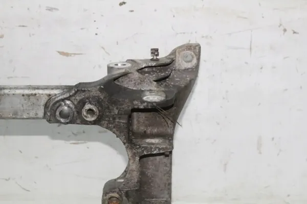 Maserati Ghibli 2017 Voorste subframe OEM 670001482 image 9