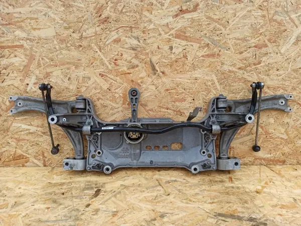 AUDI Q3 Traverswagen OEM 3C0199369H - Gebruikt image 2