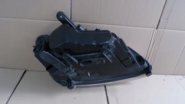 C-MAX 1 I Vasen etuvalon OEM - Käytetty osa image 7