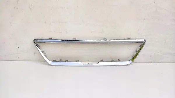SEAT IBIZA V 6F0 17- Front Chrome Frame (AT62) image 3
