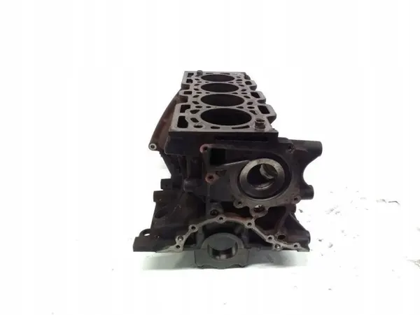 Bloco motor Mercedes-Benz OEM K9KA461 - Usado image 3