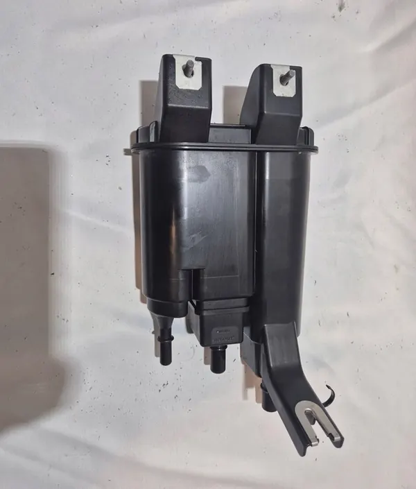 Filtro de carbón BMW U06 X1 U11 9884179 image 2