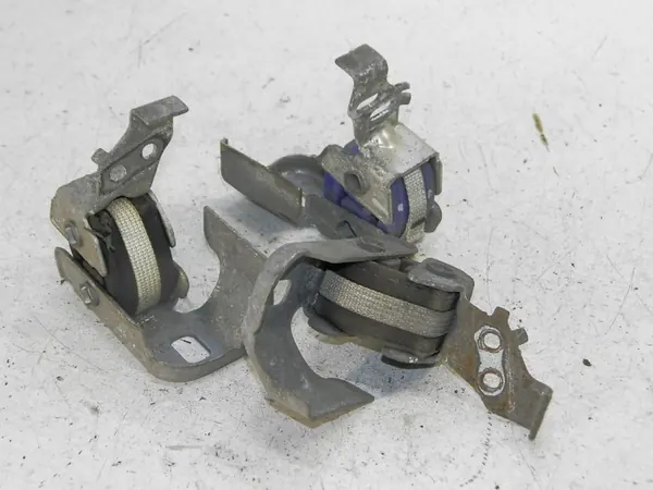 Pakoputken kiinnitys OEM 20650002*2 Renault Fluence image 5