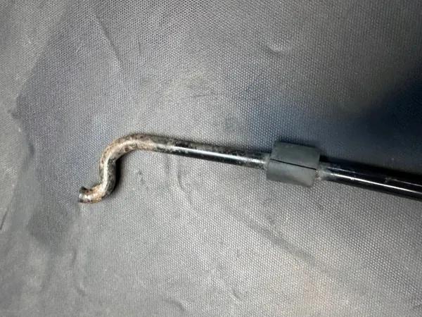 Béquille de capot Toyota OE OEM 534400K020 - Occasion image 6