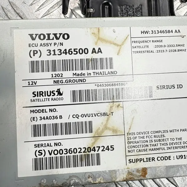 Módulo de Radio Volvo XC90 OEM 31346500 - Usado image 4