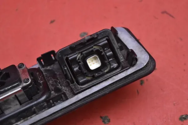 Kofferbakknop OEM mamAUTO-1052341- met camera image 6