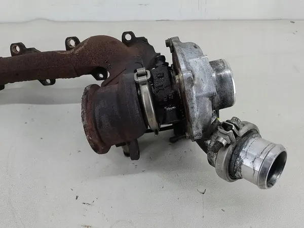 Turbina con Colector Mercedes-Benz Sprinter W903 2.2 CDI A6110961499 image 6