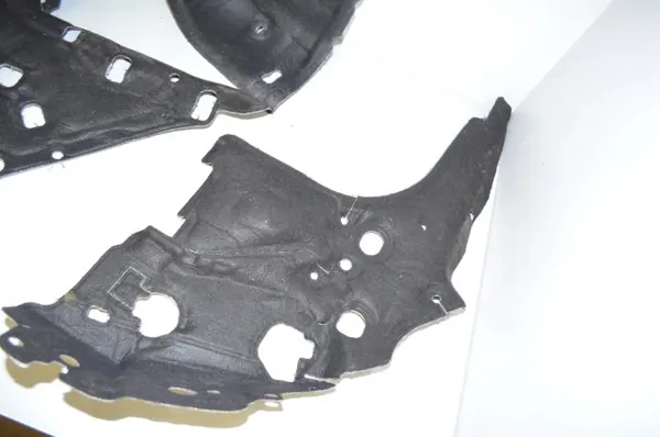 Isolation acoustique OEM 51489168518 pour BMW 5 Touring image 3