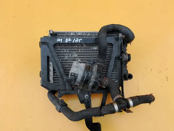 Refroidisseur d'eau Audi A4 B7 A5 OEM 4x4OE000166 + Pompe image 2