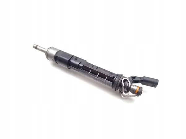 Bränsleinsprutare Mercedes-Benz A-Class A 200 2018 A2820700087 image 2