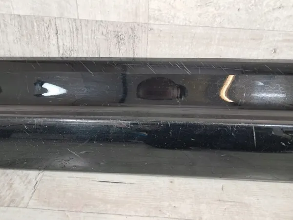 Audi Q8 4M8 Deurlijst Links Voor OEM 4M8853959D image 4