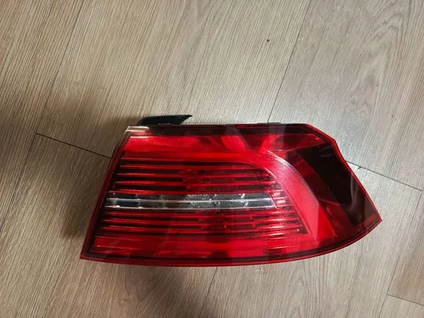 Luz Trasera Derecha - VW Passat B8 - Sedán - LED image 2