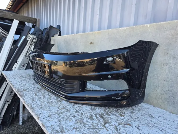 VW Touran III Frontstoßstange OEM 5TA807221A Gebraucht image 3