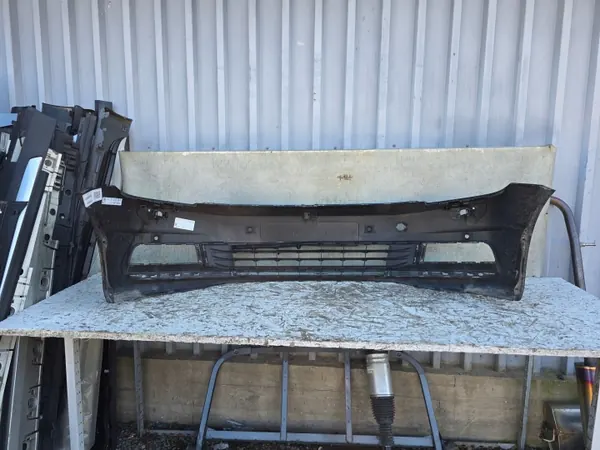 VW Touran III Frontstoßstange OEM 5TA807221A Gebraucht image 6