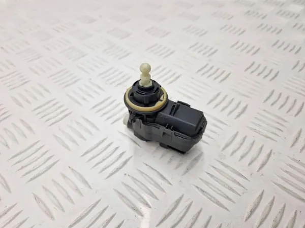 Moteur de réglage phare OEM 260567357R - Renault image 5