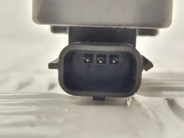 Moteur de réglage phare OEM 260567357R - Renault image 6
