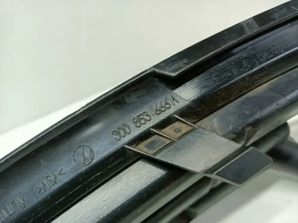 Griglia paraurti anteriore destra VW Passat B6 3C0853666A image 3