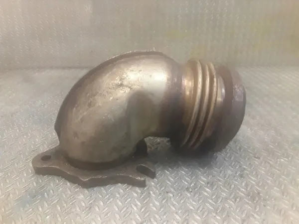 Mercedes-Benz E W211 Pakoputken keräin OEM MDY14983 image 3