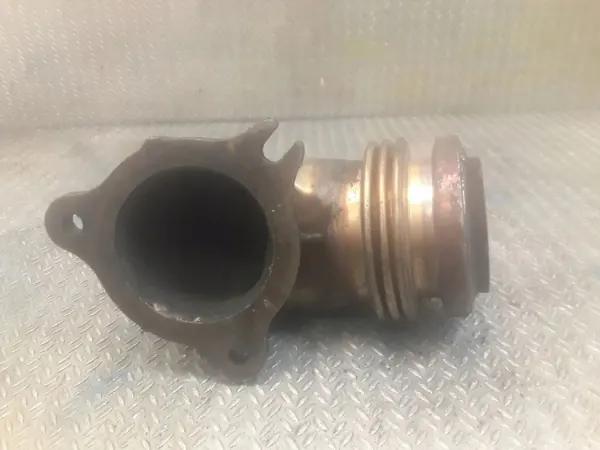 Mercedes-Benz E W211 Pakoputken keräin OEM MDY14983 image 4