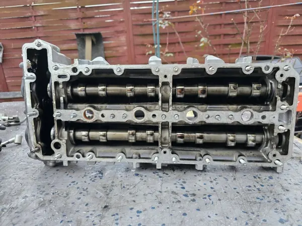 Klepdeksel voor Iveco Fiat 3.0 HPI Euro6 OEM 504374027 image 3
