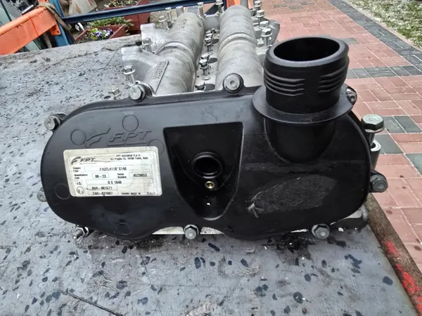 Klepdeksel voor Iveco Fiat 3.0 HPI Euro6 OEM 504374027 image 8