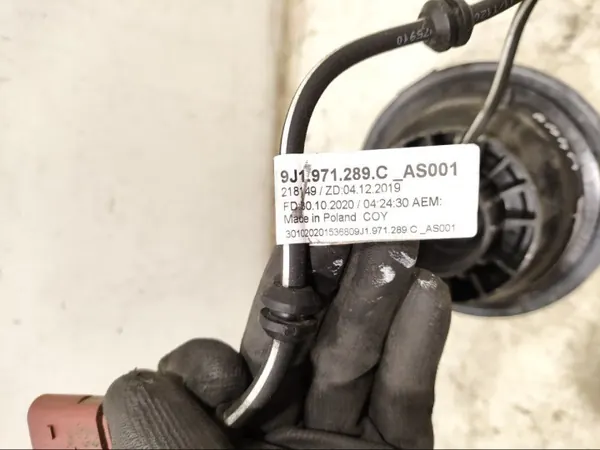 Airbag Porsche Taycan OEM 9J1.616.025.B Usado image 10