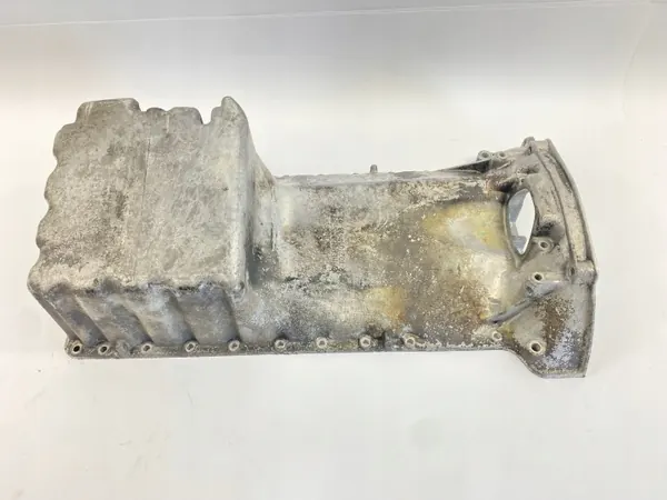 Gebruikte oliepan OEM 1020142302 voor Mercedes W124/W201 image 7