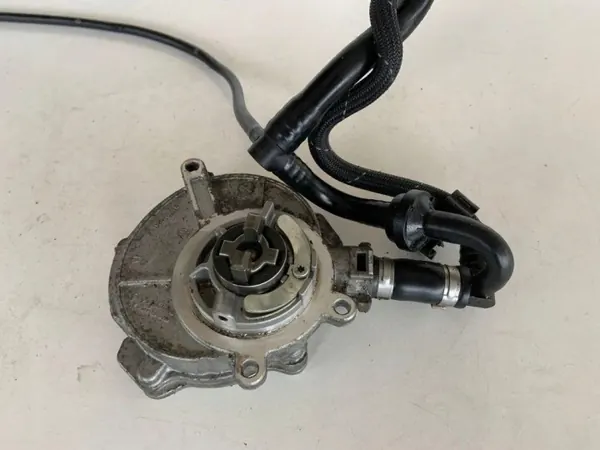Vacuümpomp OEM 4M0133778 voor Audi Q7 3.0L Benzine image 6