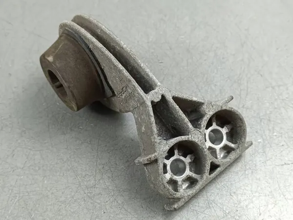 Soporte de escape Jeep OEM 68440472AA - Estado usado image 3
