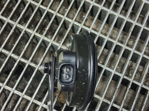Klaxon Hyundai Bayon OEM 96630-Q0100 - Occasion image 4