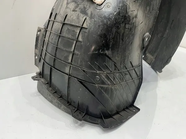 KIA SPORTAGE IV Front Right Wheel Arch 86812-F1500 image 2