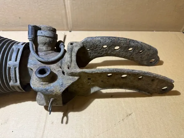 AUDI Q7 4L Höger Främre Luftdämpare 7L8616040B image 7