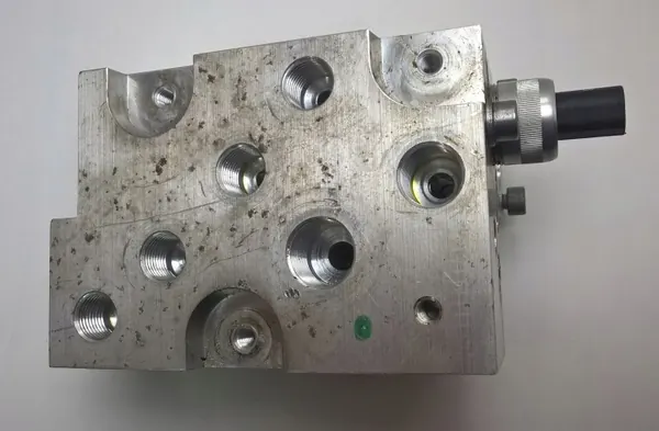 BMW OEM 6782737 Adaptive Drive-block - Begagnad image 4